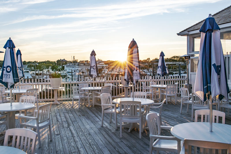 Tugboats Seafood Restaurant – Hyannis Harbor Waterfront Dining